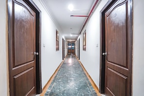 Interior - Hotel Luxeevista by Navodayans (Agra)
