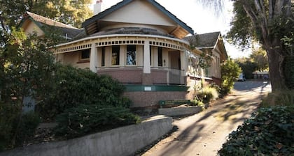 Manor on the Park