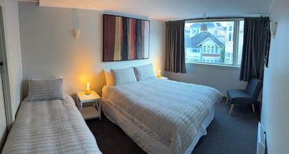 Manor on the Park Backpackers