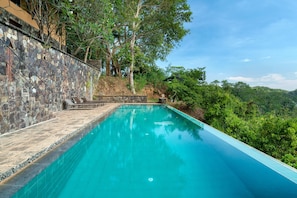 Pool - Cinnamon Museum - Exclusive Villa in Mirissa with WiFi, AC (Mirissa)