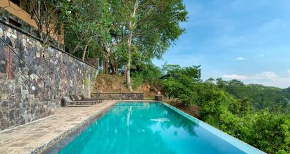 Cinnamon Museum - Exclusive Villa in Mirissa with WiFi, AC