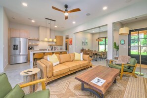 TV, fireplace, DVD player, stereo