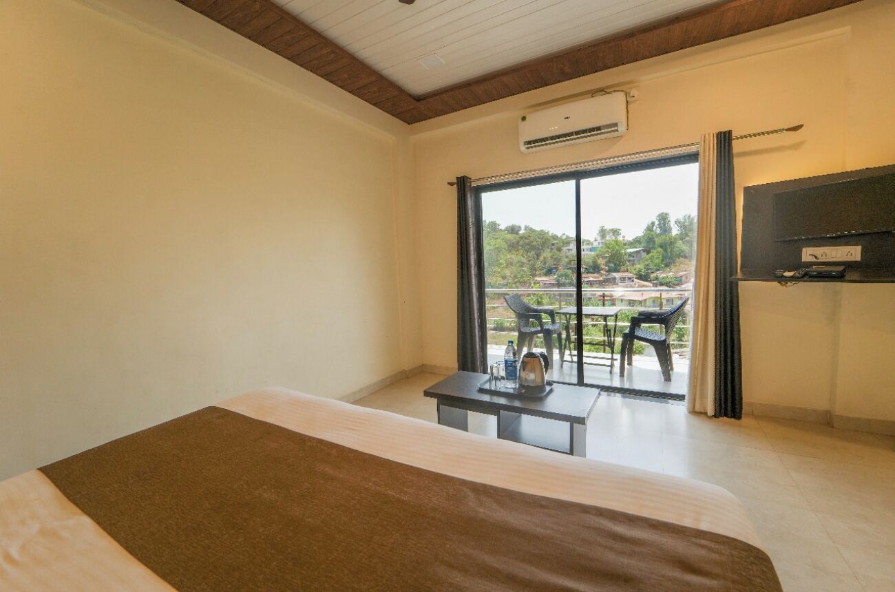 Premium Double Room | Free WiFi