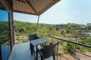 Family Double Room | Free WiFi