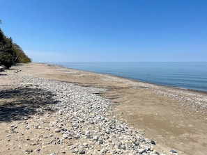 Beach nearby - Twilight Haven, Short walk to Lake Huron (Kincardine)