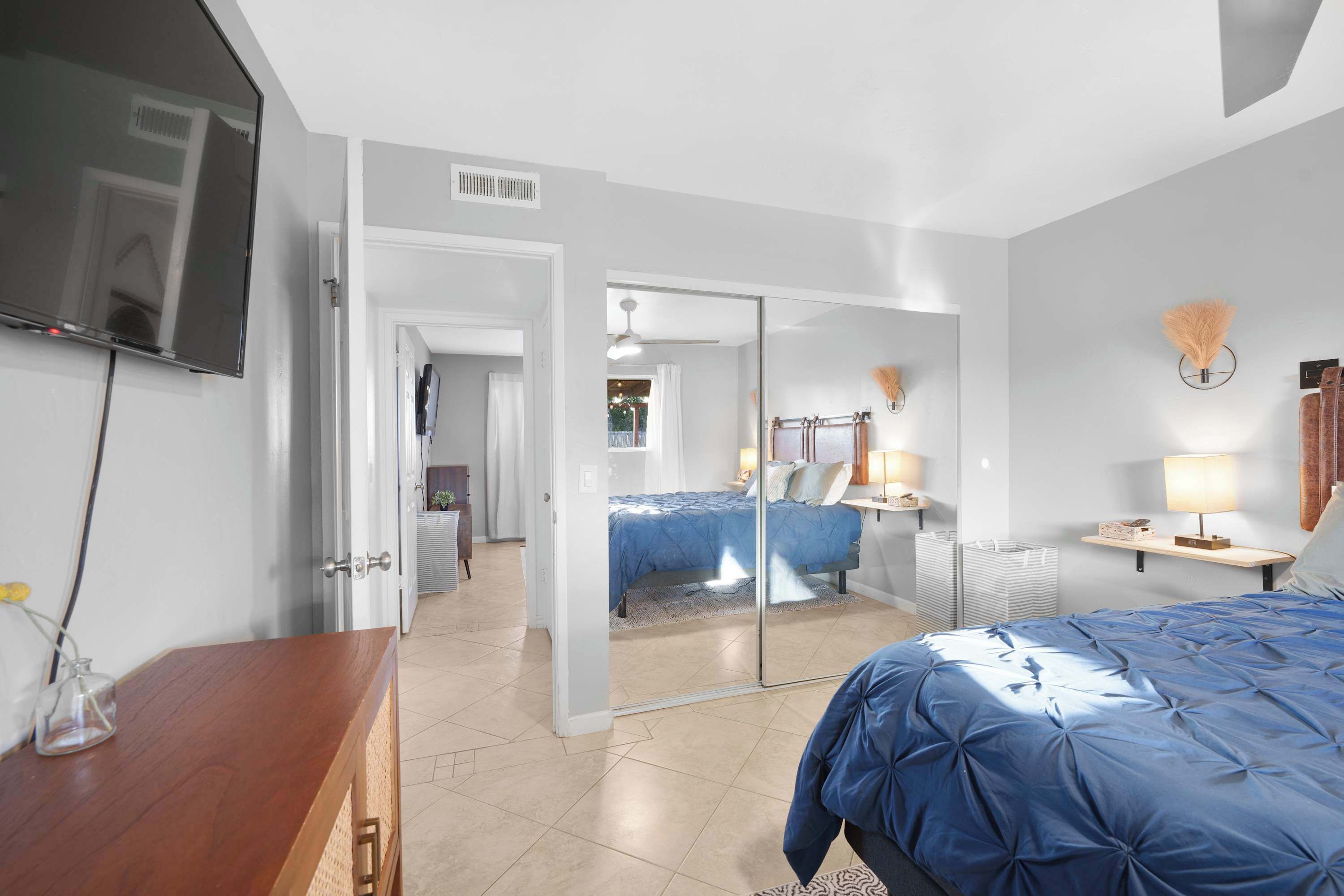 2 quartos, escrivaninha, ferros/tábuas de passar roupa, Wi-Fi