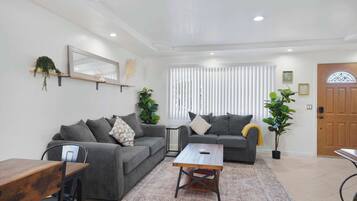 TV, fireplace, offices