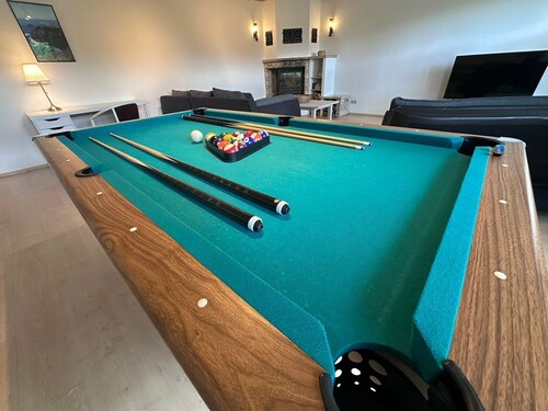 Vacation home Eickhof with fireplace, billiards, table tennis, table football and free W-Lan -