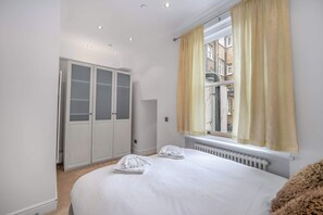 1 makuuhuone, silitysrauta/-lauta, vauvan matkasänky, Wi-Fi