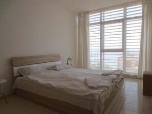 Blackout drapes, iron/ironing board, free WiFi - Dolce Vita Apartments (Sveti Vlas)