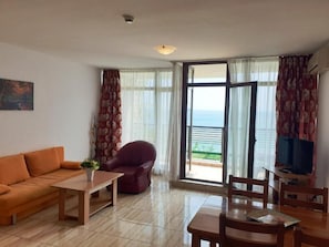 Blackout drapes, iron/ironing board, free WiFi