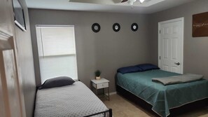 2 bedrooms, WiFi, bed sheets - 2 Bedrooms Apt near Univeristy (Edinburg)