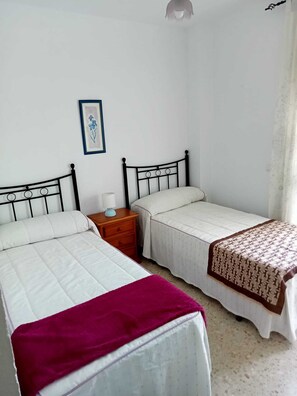 2 bedrooms, bed sheets
