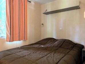 3 bedrooms, WiFi - Camping 3 étoiles - Piscine  - ccbbeib (Verruyes)