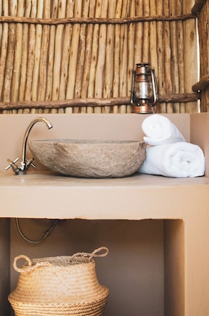 Unclassified image, 3 of 105, button - The Leadwood Safari Camp (Hammanskraal)