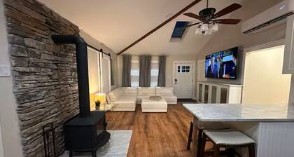 Stylish Suburban Retreat – Peaceful, Private, and Close to It All