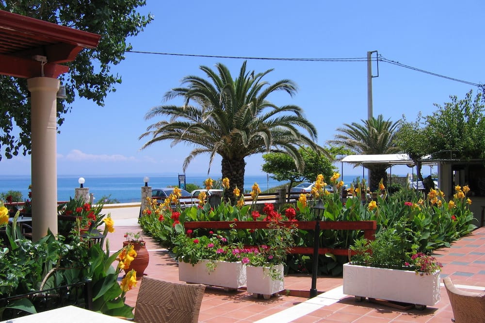 TARA BEACH HOTEL