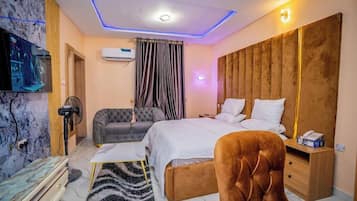 Economy Room, Balcony, City View | Desk, laptop workspace, blackout drapes, soundproofing