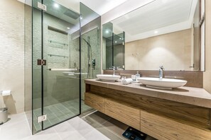Hair dryer, towels, soap, shampoo