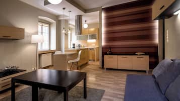 Comfort Apartment, City View | Living room