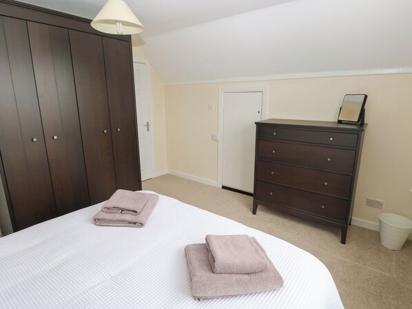 3 habitaciones, decoración personalizada y muebles diferentes