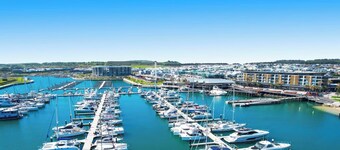 Shellharbour Poolside Escape