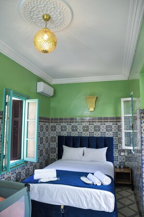 4 makuuhuonetta, silitysrauta/-lauta, Wi-Fi, vuodevaatteet