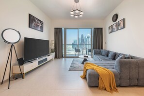 Living area - Stunning Burj Khalifa & Fountain Views (Dubai)