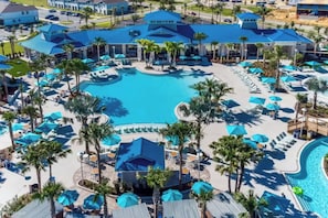 Pool - Luxury new Pool Home! 10 min from Disney - WALK to NEW WATER PARK! (Clermont)