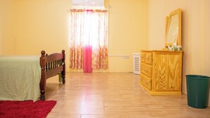 Unclassified image, 5 of 23, button - 3-bedroom apartment in charming Clare Valley with AC, WiFi (Clare Valley)