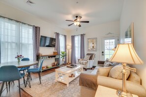 Apartment (1 Bedroom) | Interior