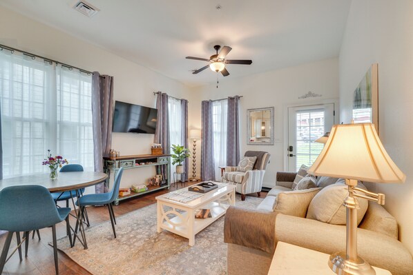 Apartment (1 Bedroom) | Interior