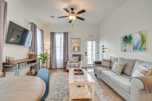 Apartment (1 Bedroom) | Interior