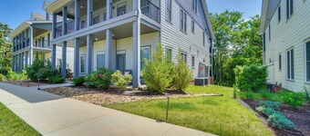 Walk to Historic Maryville: True Southern Getaway!