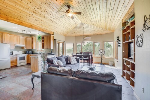 Hunt, Fish & Explore: Mtn-view Home in Hotchkiss