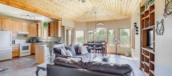 Hunt, Fish & Explore: Mtn-view Home in Hotchkiss