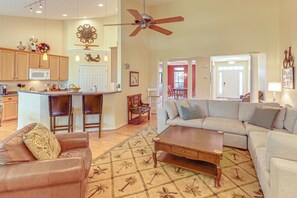 House (4 Bedrooms) | Interior