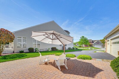 距贝瑟尼海滩3英里：带泳池的家！