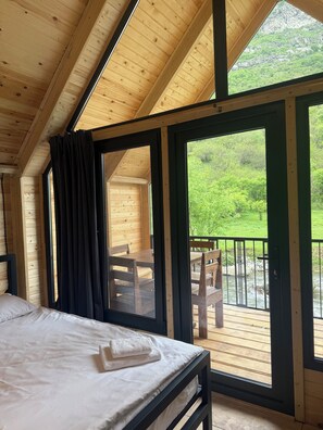 Småhus, elveutsikt | Wi-fi (inkludert) og sengetøy