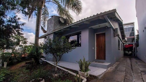 Casa em Passo Fundo com Churrasqueira