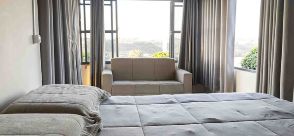 3 Schlafzimmer, Bügeleisen/Bügelbrett, WLAN, Bettwäsche