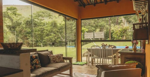 Sitio em Teresópolis com Piscina e Churrasqueira
