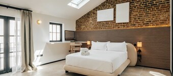 The Primrose Mews in Greater London