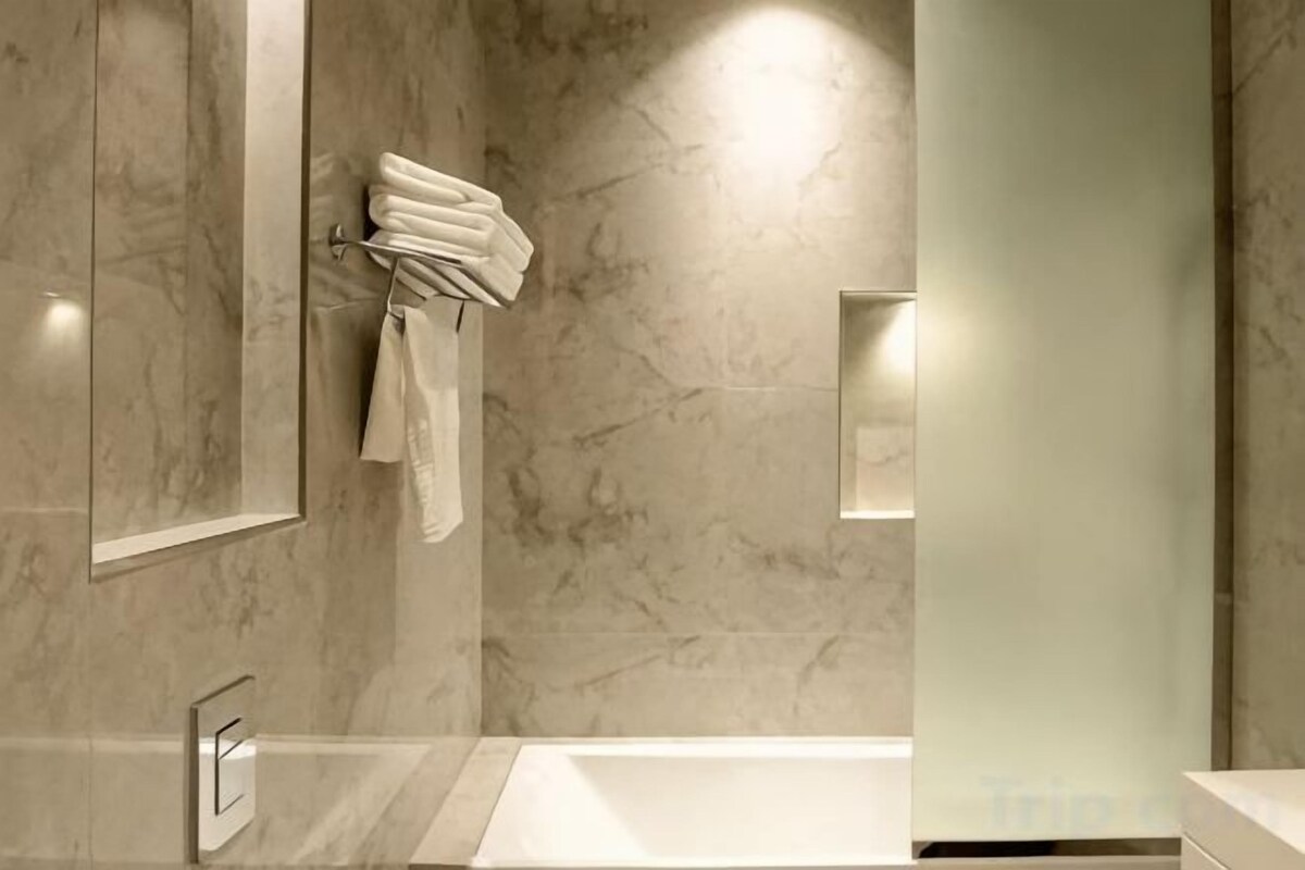 Bathroom | Hair dryer, towels, soap, shampoo