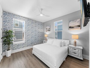 4 habitaciones, tabla de planchar con plancha, wifi y ropa de cama 