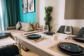 Dining - Beautiful 1BR  Brand New Prime Location (Dubai)