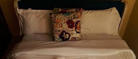 1 bedroom, iron/ironing board, WiFi