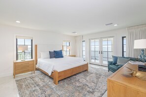 3 slaapkamers, een strijkplank/strijkijzer, wifi, beddengoed