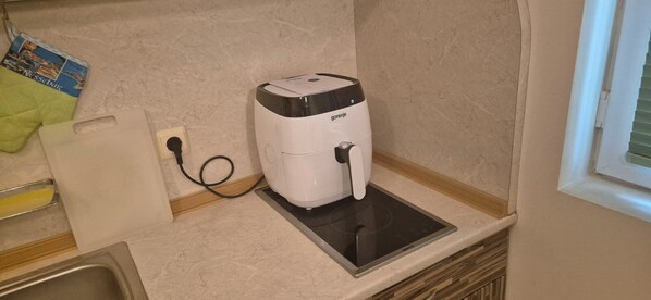 Microwave, oven, stovetop