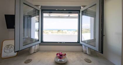Paros Beach Studio Casa Costa Oro, 300m from Golden Beach (1BR 1BA)